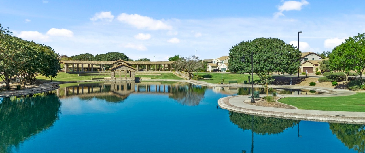 Stratland Estates